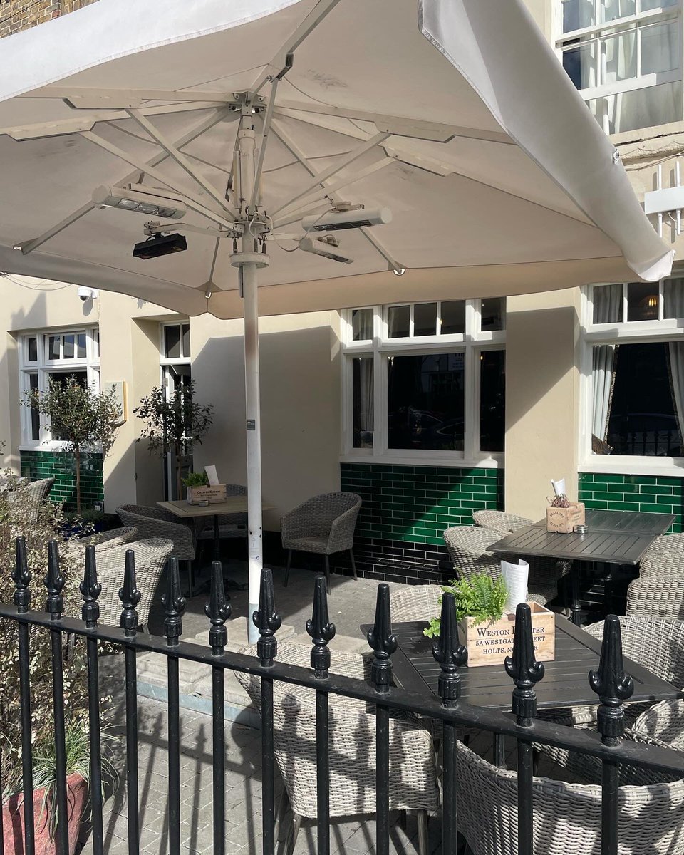 Could it be? Spring has sprung and our sun-soaked terrace is calling your name! Come soak up the sunshine with us ☀️🌸 #SpringVibes #TerraceLife