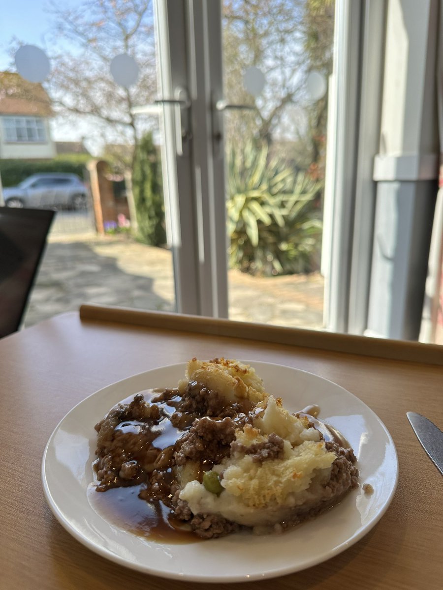 Perks of the job for your admin today. Shepherd’s pie for lunch in a sunny spot at Spring Lodge care home in Clacton. #socialcare #carehomecatering #Spring
