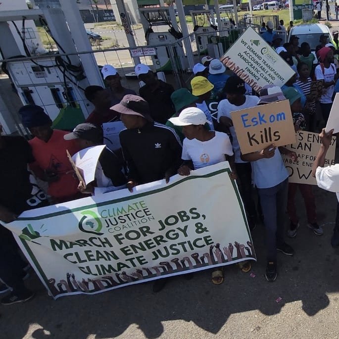 Today we joined <a href="/GautengXR/">Extinction Rebellion Gauteng</a> <a href="/CJCoalition/">The Climate Justice Coalition</a> <a href="/350Africa/">350 Africa</a> United Front and other community organisations in Soweto as part of the national day of action for #PeoplePower against <a href="/GovernmentZA/">South African Government</a> @DMRE_ZA and <a href="/Eskom_SA/">Eskom Hld SOC Ltd</a>

Together we called for a #JustEnergyTransition NOW!
#ClimateAction