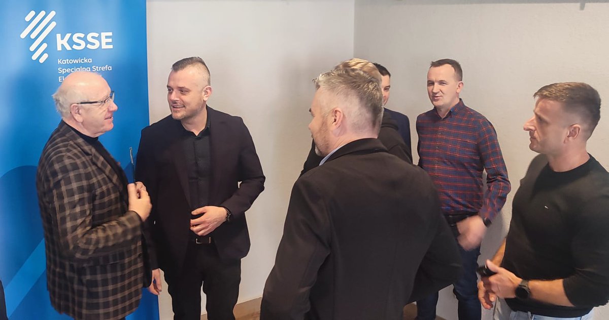 KatowickaSSE's tweet image. 📢 #BusinessMixer w Krzepicach.
👉 Podstrefa Sosnowiecko-Dąbrowska w kolejnej gminie podregionu częstochowskiego - BusinessMixer w Krzepicach za nami. Dziękujemy wszystkim gościom za udział, a Panu Burmistrzowi Krystianowi Kotynia za zaproszenie i kontynuację współpracy z KSSE.