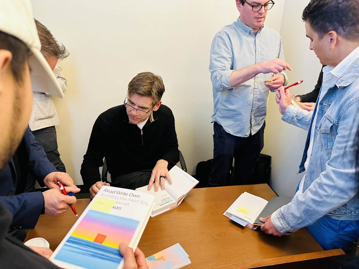 chrisli2046's tweet image. In my free time, I always enjoy reading new books by thought leaders. I was thrilled to receive a signed copy of #readwriteown from @cdixon yesterday. The contributions and impact @a16zcrypto on the crypto industry are undeniable. Definitely give this book a read and share your…