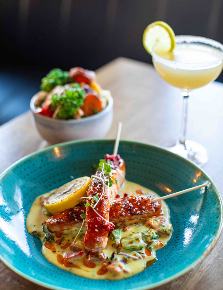 social_drogheda's tweet photo. All Night Early Bird available Sunday-Thursday, 2 course only €29.95! 🍴🙌🏻 #socialbar&amp;restaurant #drogheda #droghedarestaurants #neighbourhoodrestaurant #foodie https://t.co/s9apYAxJhi