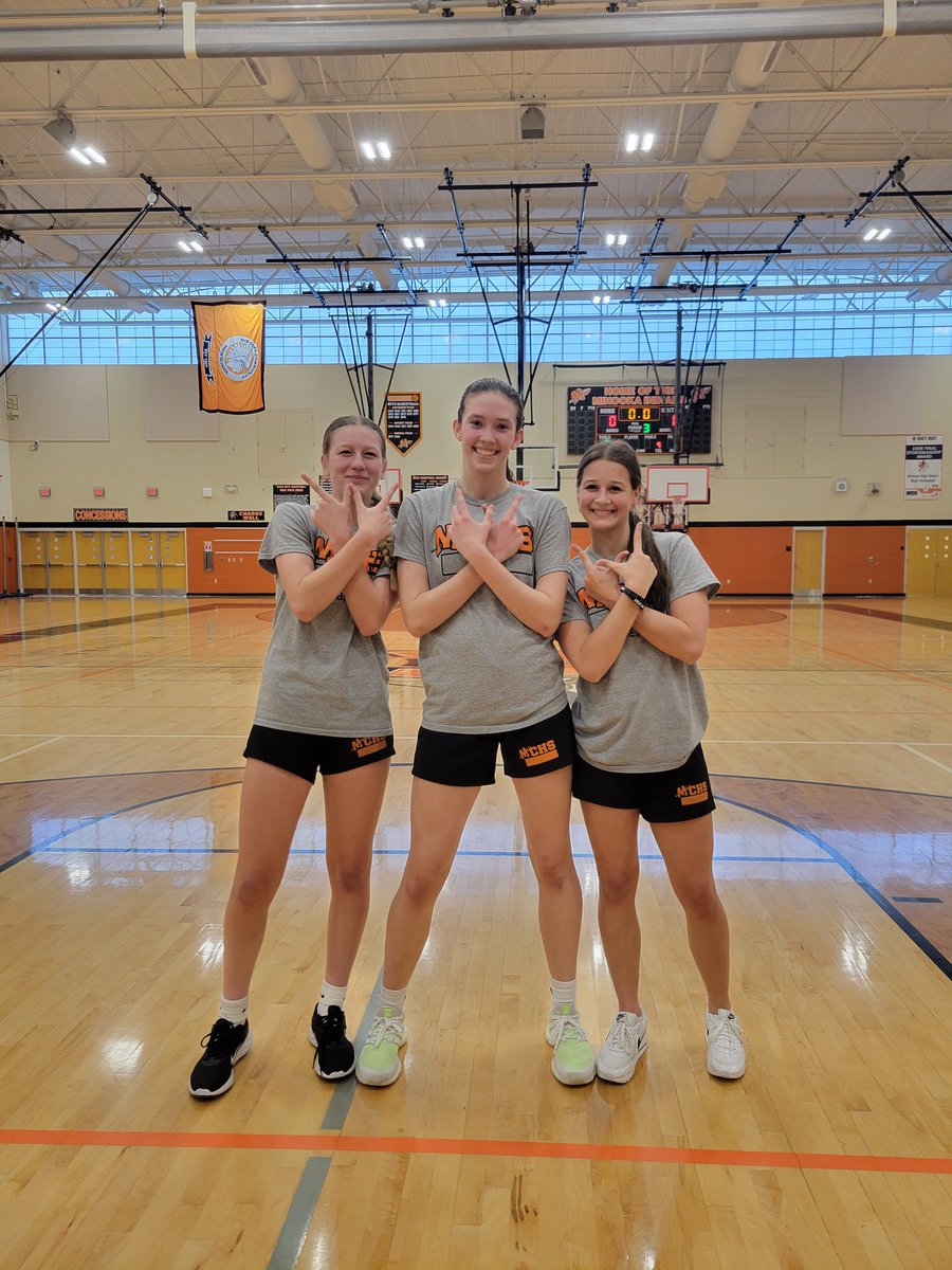 2A March Madness 3 v 3 winners!! Congrats to Madelyn K., Leah S., and Callie H.!! 🏀🏆