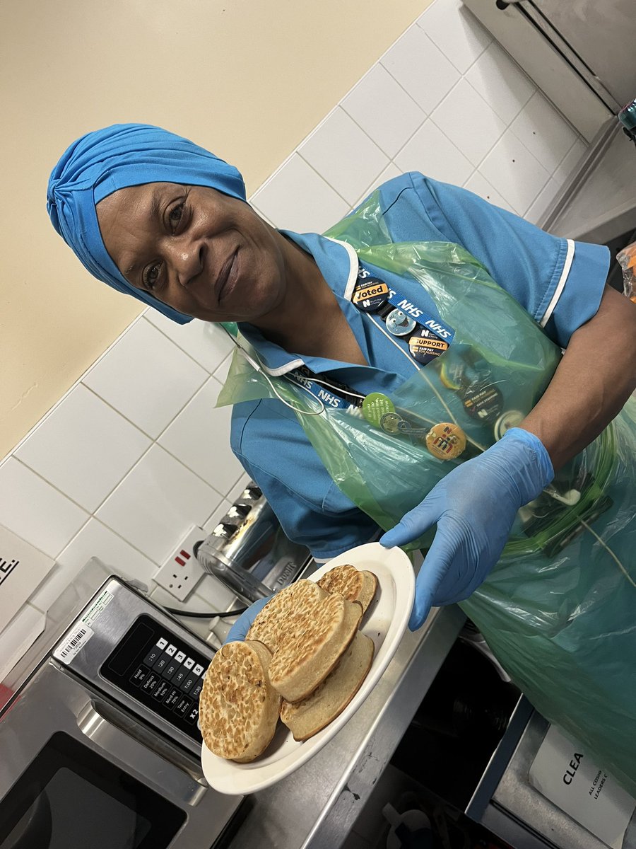 kellyda57876609's tweet photo. Better late than never ,nutrition and hygiene week the pineapples multiplied this year 🍍🍍@MiriamMutize @NUHSurgery @RebsMc1 @CrueJames @laurenghoare @NUHSurgery https://t.co/yx6ubEYQ6r