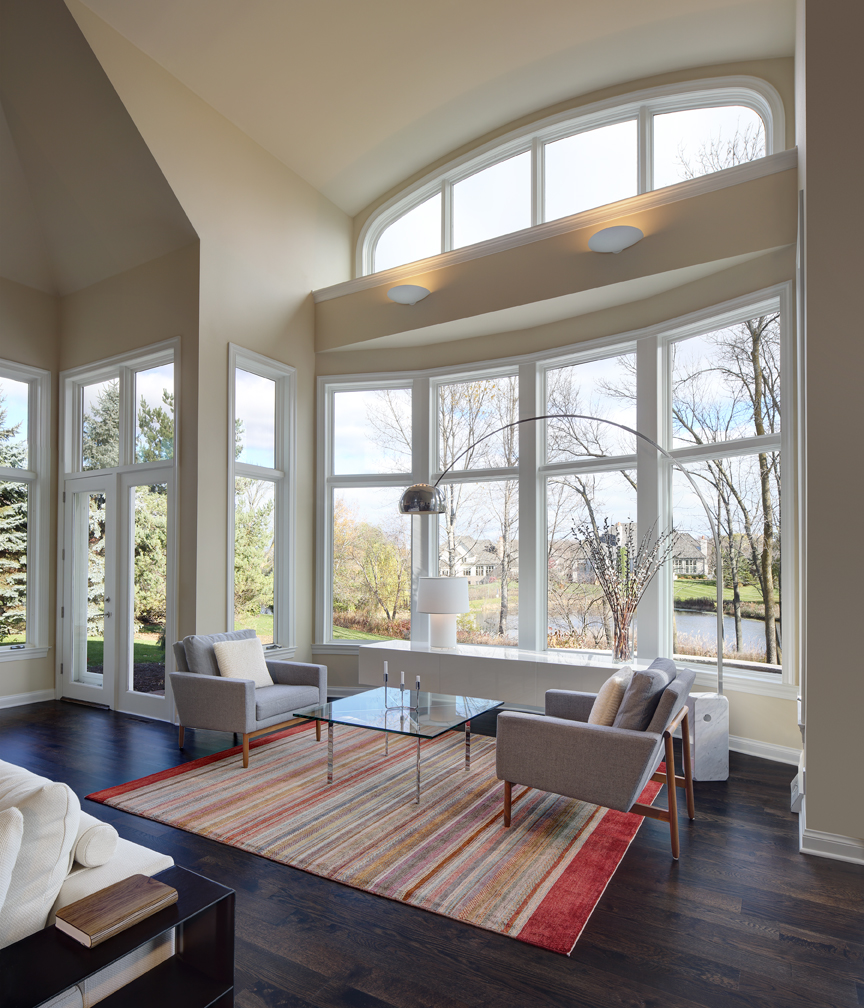 DeepRiverLTD's tweet image. Comfortable seating is encircled by windows topped with transoms to draw the outside views.

See the project➡️deep-river.com/project/atomic…

#residentialarchitecture #interiordesign #seatingarea #arearug #baywindow #transomwindow #moderndesign #midcenturymodern #atomicranch