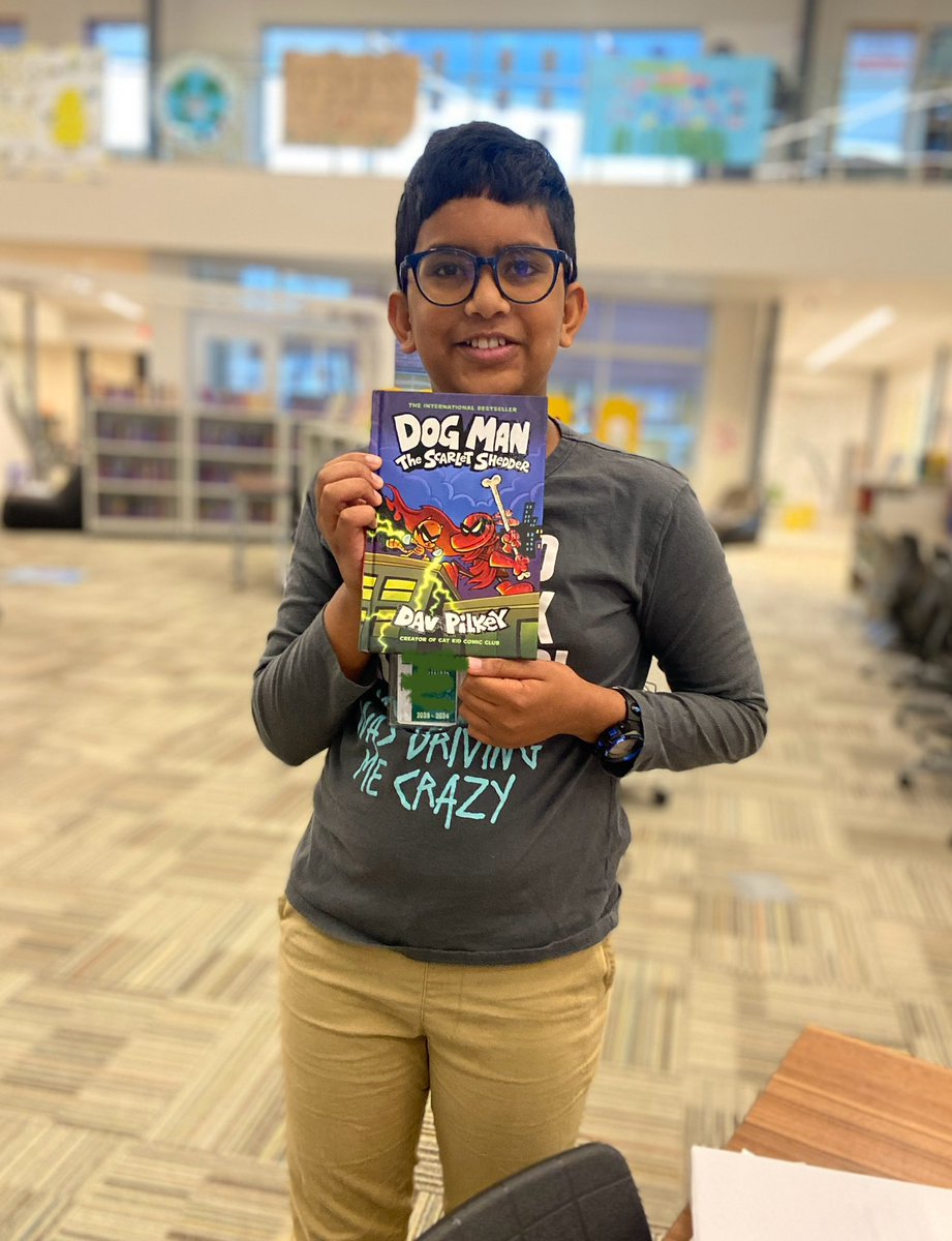 This G5 learner pre-ordered the new Dog Man during the @Scholastic book fair over a month ago and then waited patiently! Now he has the first copy in our school. @NetZeroLee @CISDlib