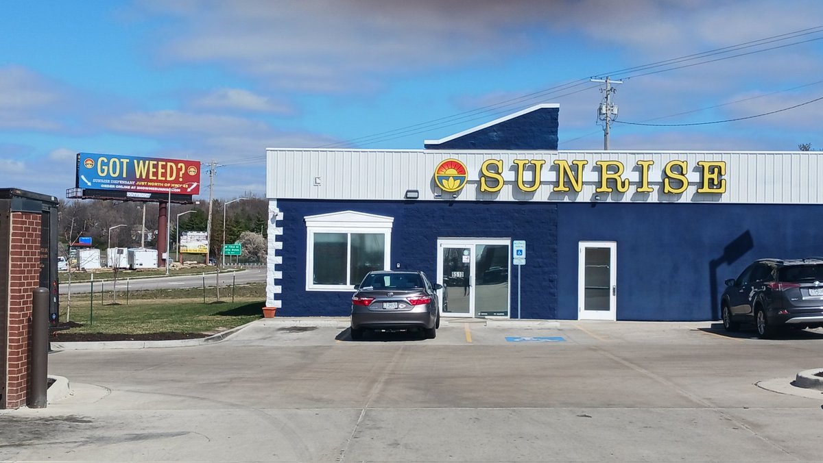 csaltmorton's tweet image. Yes I do thank you Sunrise #GotWeed