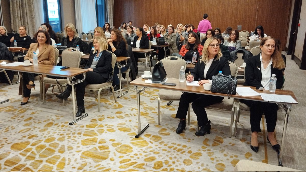 ANTİKAD'da deprem!
Antalya İş Kadınları Derneği'nde <a href="/antikad_/">ANTİKAD</a> deprem. Gerilimli genel kurul ve sonrasında yaşanan gelişmelerden sonra huzur bulmayan ANTİKAD'da başkan adayı Aysel Dal Cengiz dahil 21 üye istifa etti. Yeni istifalar bekleniyor. <a href="/Baksifed/">BAKSİFED</a> <a href="/ANSIAD/">ANSİAD</a> <a href="/antgiad/">ANTGİAD</a> <a href="/yorsiad1/">YÖRSİAD</a>