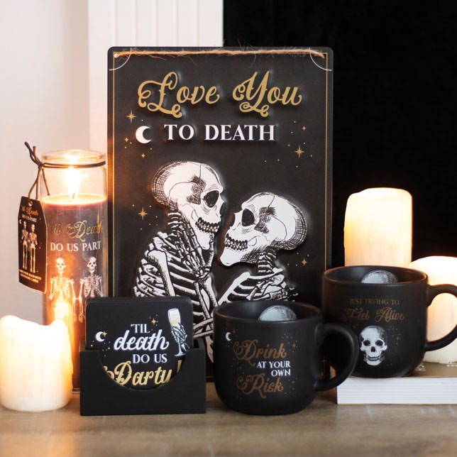 Browse our 'Til Death Do Us Party collection – a bold and unconventional ensemble of wedding and celebration decor that breaks away from tradition with a touch of dark humor.
eleanorasgifts.com/collections/ti…