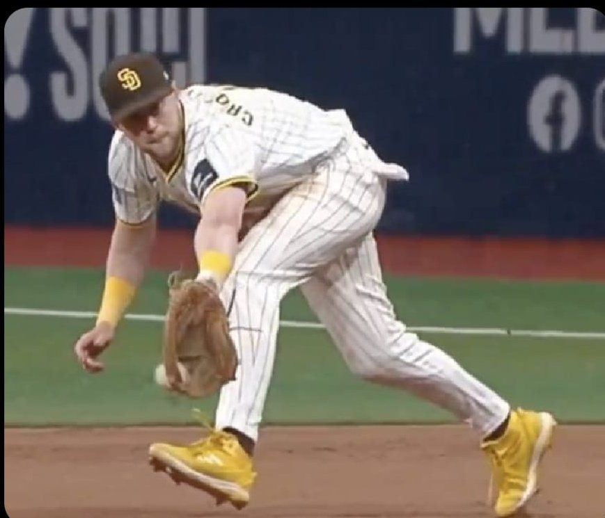 Dodging Sleep tweet media