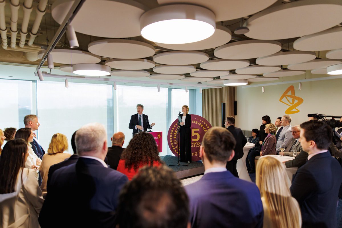 EAFergusonUK's tweet photo. Delighted that @AstraZeneca have outgrown their old office in #Belgrade!
Their pioneering science has saved many thousands of Serbian lives.
Their Covid vaccine was distributed on a not-for-profit basis - selfless!
And exciting plans ahead with #Bio4! 🇬🇧 🇸🇪 🇷🇸 https://t.co/THh9ot6SK2
