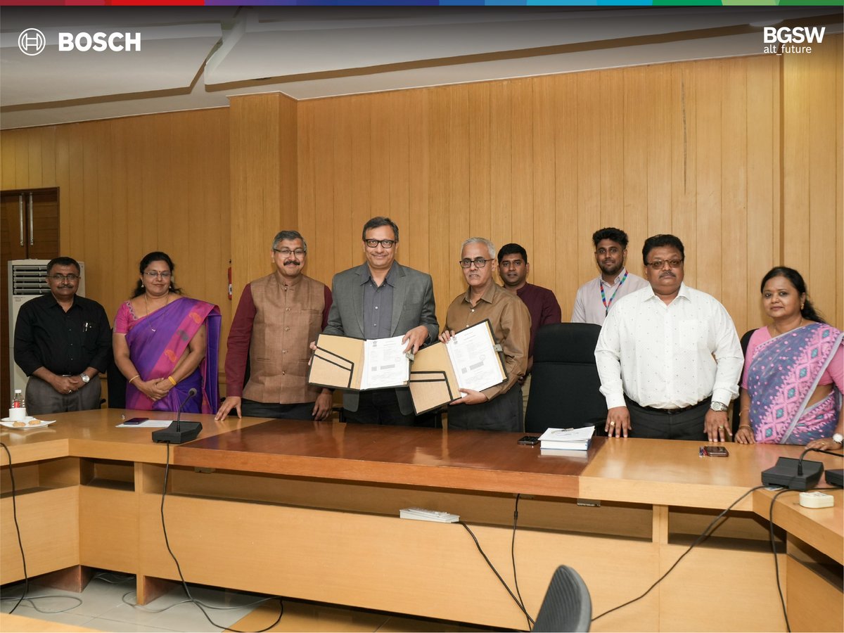 BoschSoftware's tweet photo. BGSW, with RVCE, Bangalore, &amp; VIT, Pune, launched an elective on Human Machine Interface (HMI). The course will include industry relevant curriculum &amp; help students work on real-time projects &amp; prepare them to solve real-life challenges. #alt_future https://t.co/6NGUnHP6An