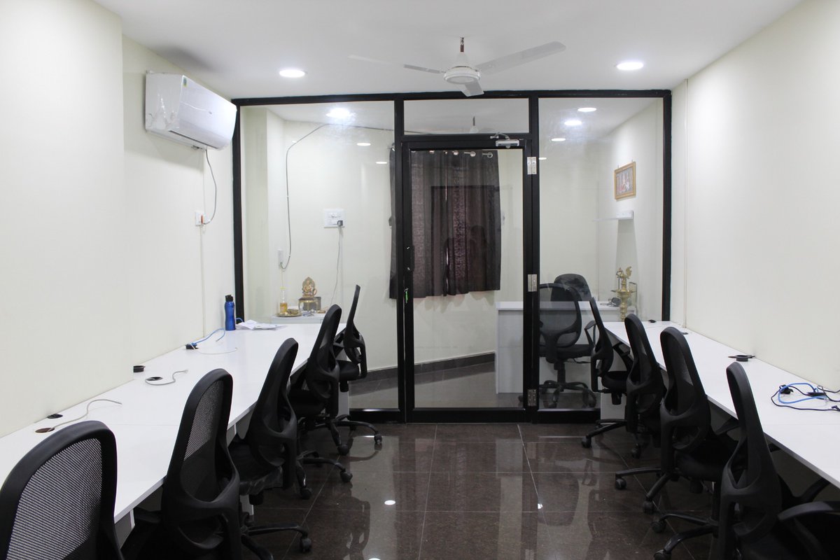 TrichyCoworks's tweet photo. Experience the convenience of private cabin office spaces at Trichy Coworks, where we prioritize offering a seamless experience for our clients. Our spaces are meticulously designed with a variety of amenities and a stylish interior to accommodate all your office requirements. https://t.co/B8J9Hfgyl7