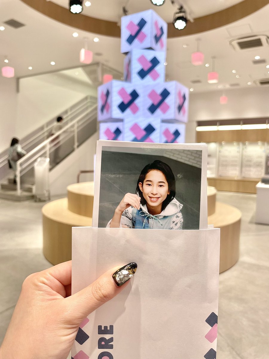 39ken_shin's tweet photo. 剣心の新しいプロフィールとPOP UPの写真も無事にげっとできた🤭❤️‍🔥 
月曜お仕事中夕方に滑り込んだけど、お昼にあだちいの竹村くん3人で来てたのね〜かわちー⭐️ https://t.co/gxzT5JTBtC