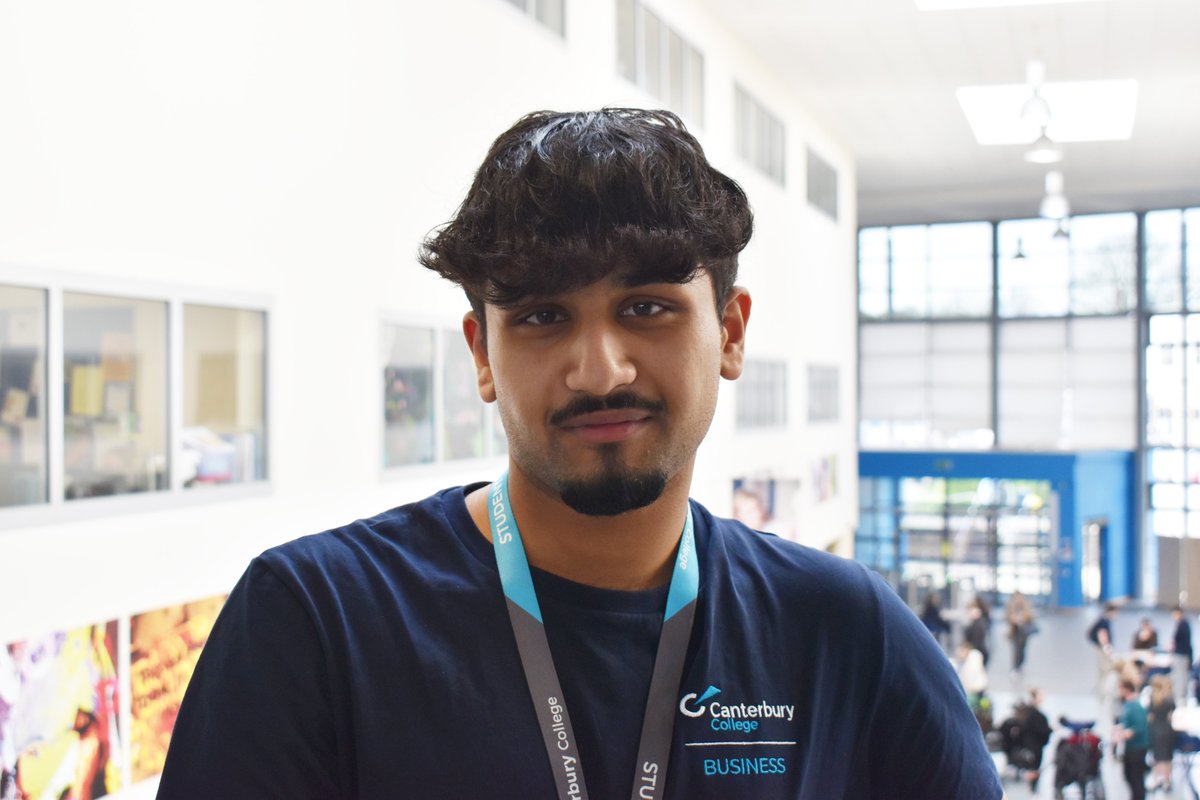 Abdullah has also been helping organise today's Careers Fair for #CommunityWeek. 'Talking to the wonderful employers has really opened my eyes to what I can achieve in the future.' 👏