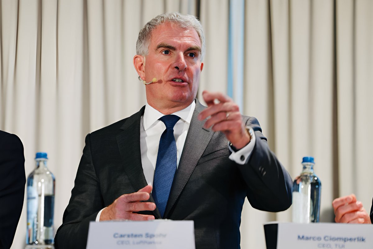 lufthansaNews's tweet photo. #CarstenSpohr at the @A4Europe Summit:
„For now and the decades to come sustainable aviation fuels are the most effective way to decarbonize aviation. We need global solutions. In the US, SAF production is highly incentivised. The EU should support use of SAF in a similar way.“ https://t.co/jJmBec5Hdw