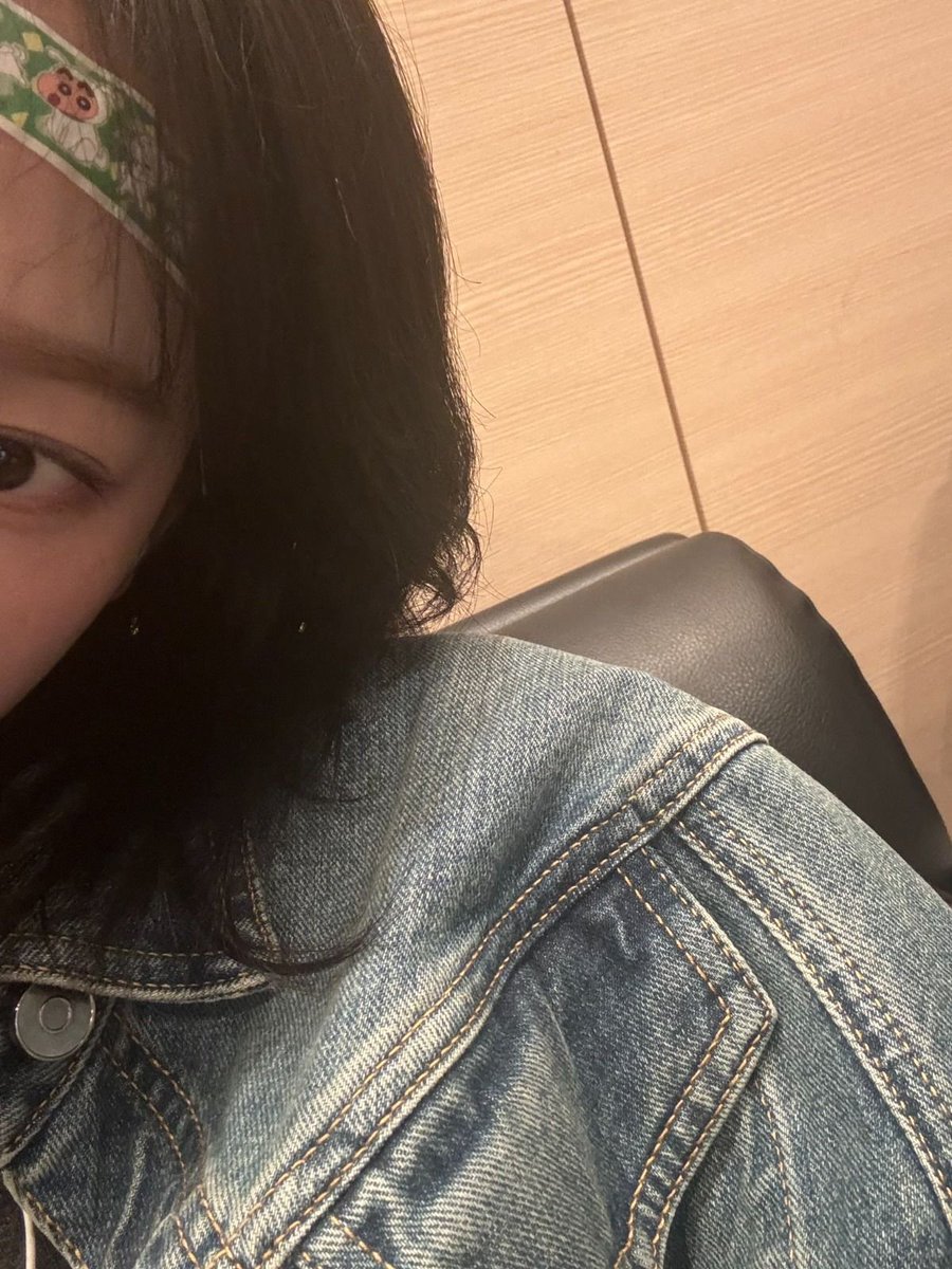LOSTW1LD101's tweet photo. ' คุณเหมียวใจดีพามาทานขนมอีกแล้ว https://t.co/cyFPtY1pbG