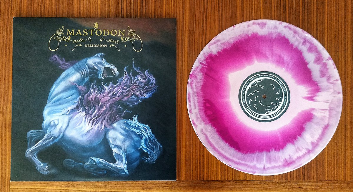 💥
#NowPlaying Remission, the debut album by 🇺🇲 heavy metal band #Mastodon. It was released on May 28, 2002 through #RelapseRecords.
#nowspinning #recordcollection #vinylrecords #vinyladdict #recordcollector #vinylcollection @RelapseRecords @mastodonmusic