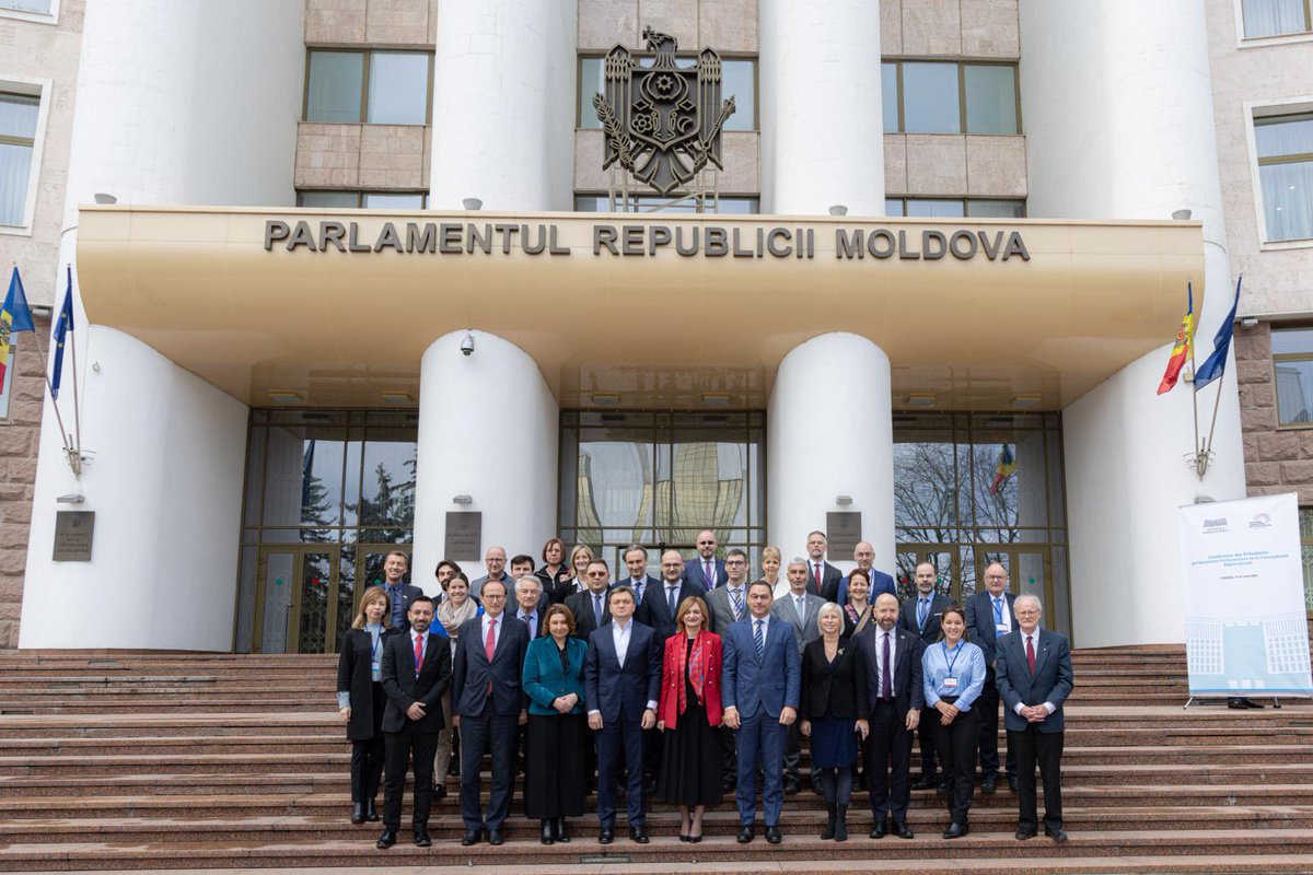 En ce 20mars, la conférence Europe des présidents de l’@APFfrancophonie est venue dire au PM et au parlement de #Moldavie tout le soutien et l’engagement des parlementaires francophones pour la paix et la liberté. #JournéedelaFrancophonie