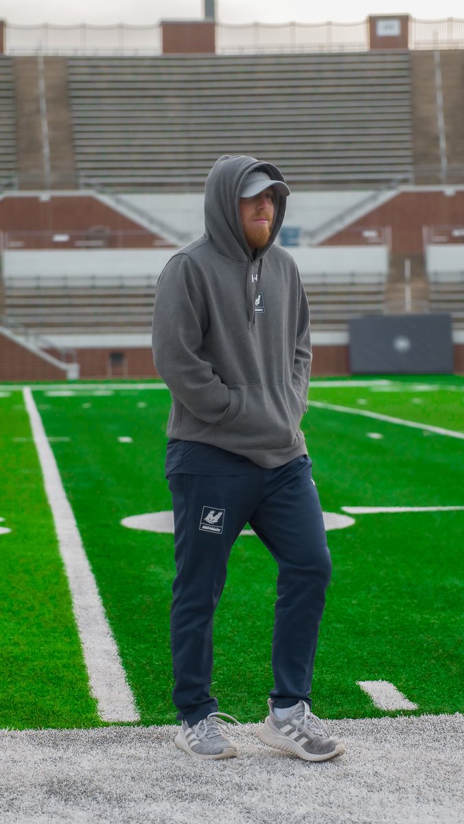 "im listening to creed" - <a href="/MatthewCoghlin/">Matthew Coghlin</a> 

Take us higher, Cogs.