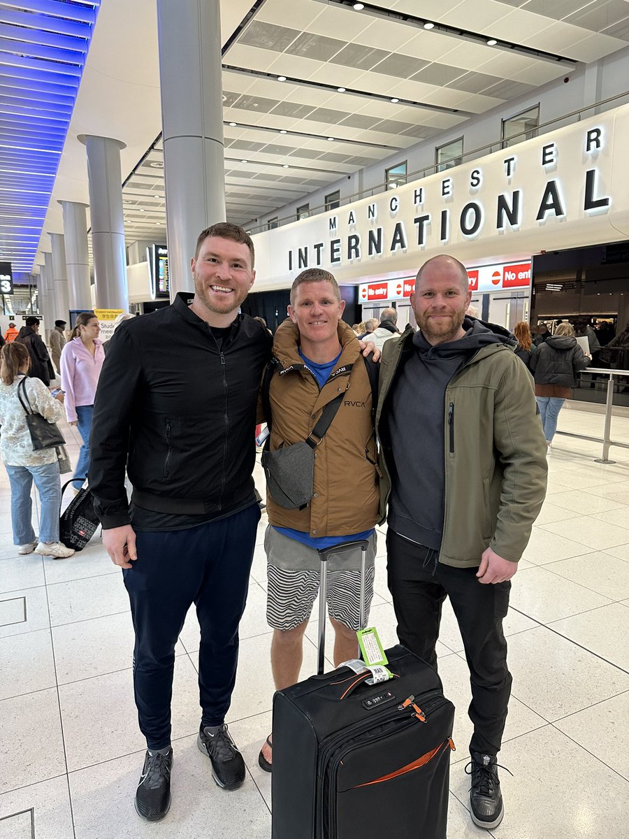 HES BACK!! 🖤🤍 
<a href="/Washy85/">Danny Washbrook</a> <a href="/hullfcofficial/">Hull FC</a>