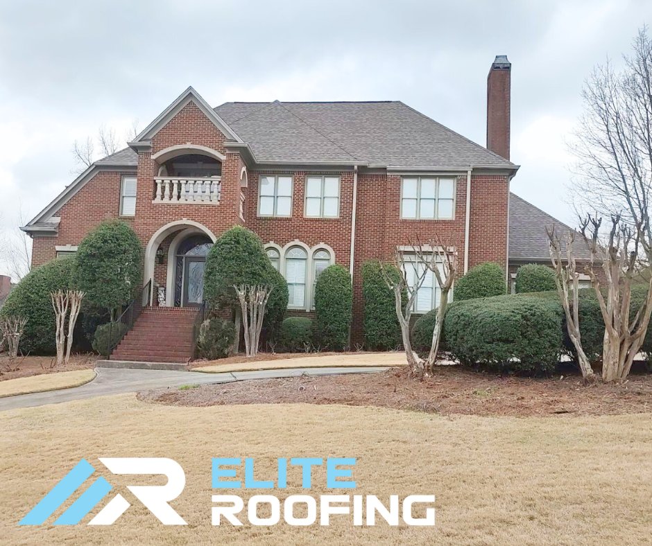 eliteroofpro's tweet image. Ensure the safety of those you hold dear with a free roof inspection from Elite Roofing.💙 We're here to help you protect what matters most. 🫂 Reach out now! #RoofSafety #HomeProtection #FreeInspection #Family #Protect
