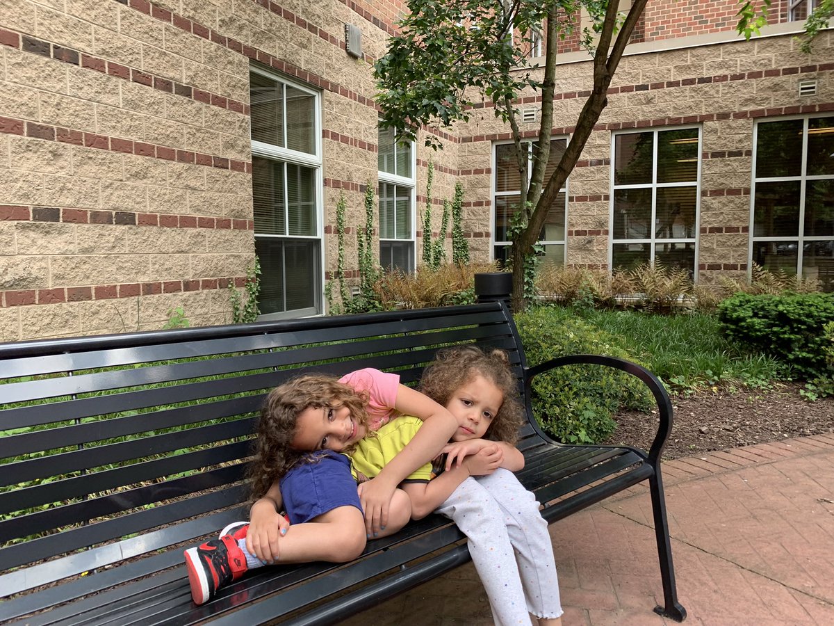 Just chilling at Honors Hall <a href="/WVUHonors/">WVU Honors College</a> #WVUDayofGiving