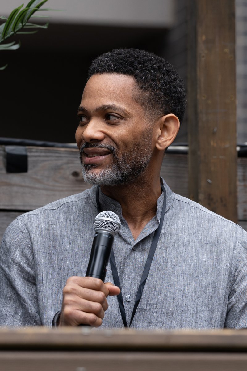 CuriosDotCom's tweet image. Rodney Beard - Thanks joining us at #CreatorsUnleashed and for offering sound #legalAdvice to all the independent #creators and #musicians out there working hard to pursue their passions!

linkedin.com/in/rodney-e-be…