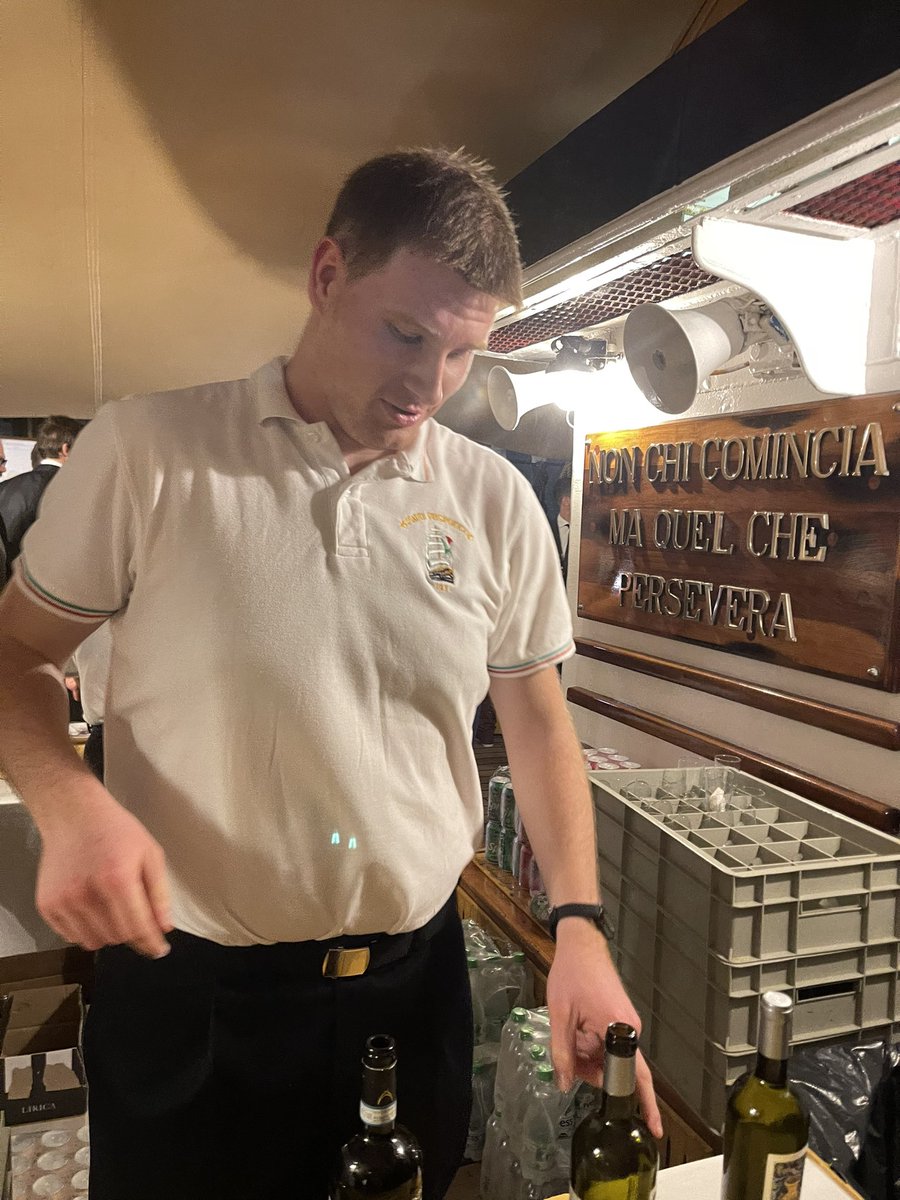 Último  día para visitar esta joyita histórica en el Apostadero Naval de Buenos Aires, el Amerigo Vespucci, el buque escuela más antiguo en servicio del mundo
Cumplió 93 años y está en la segunda fase de su tour mundial que concluye en 2025
Visitas: de 11 a 12.30 y de 15 a 18