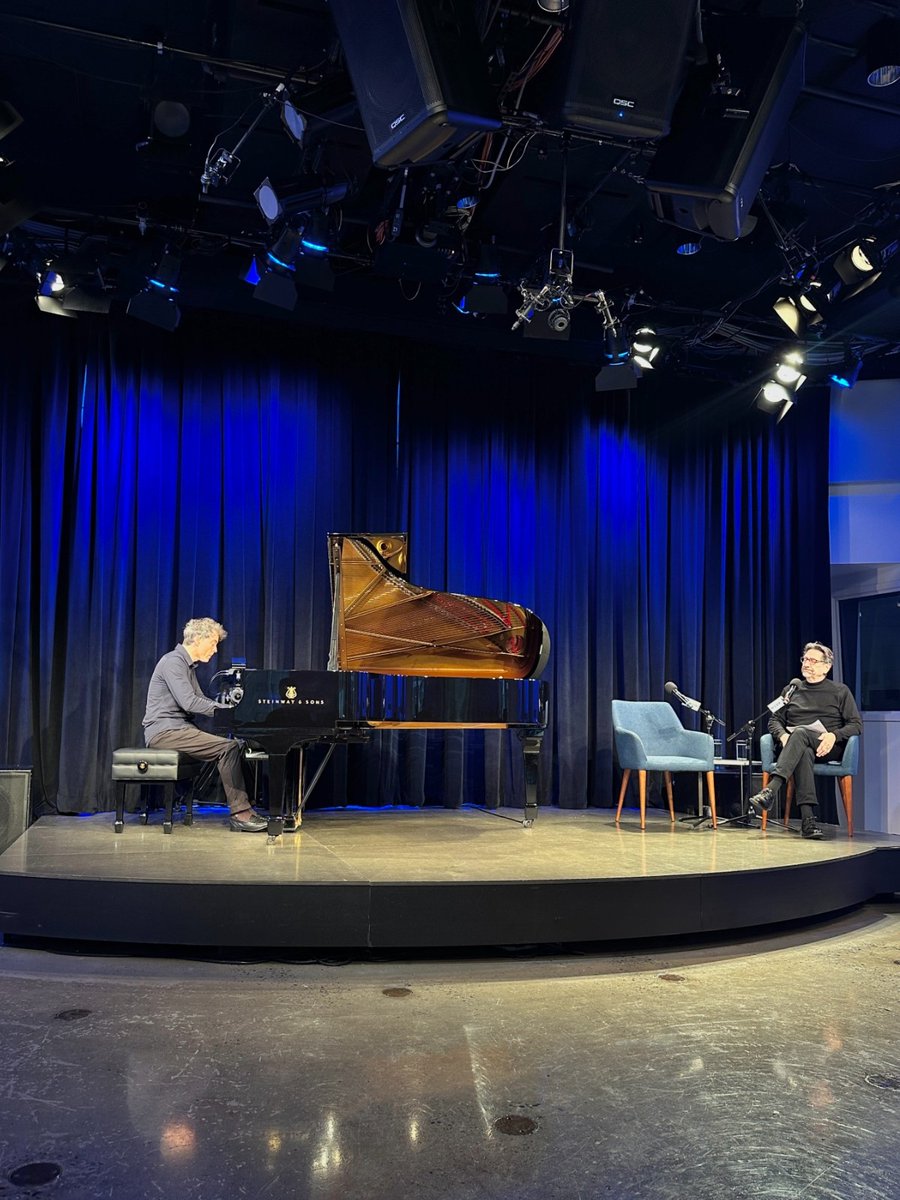 Behind the scenes of our recent Spiriocast with Steinway Artist Paul Lewis! This performance, recorded at The Greene Space (WQXR) is now available to stream exclusively on Spirio for the next month. Learn more about Spiriocast ▶️ brnw.ch/21wI36O ✨🎹🎤