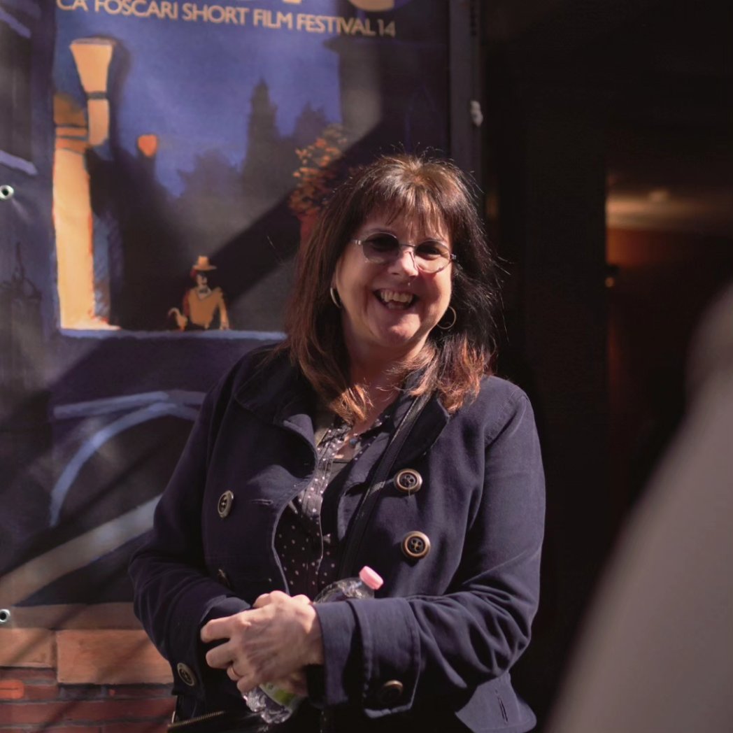 Joanna Quinn is here with us, and everything is finally set for our space dedicated to her artistic strength, humor, and unique style. See you at the Auditorium Santa Margherita!

#cafoscarishort24 #shortfilm #venice #cafoscari