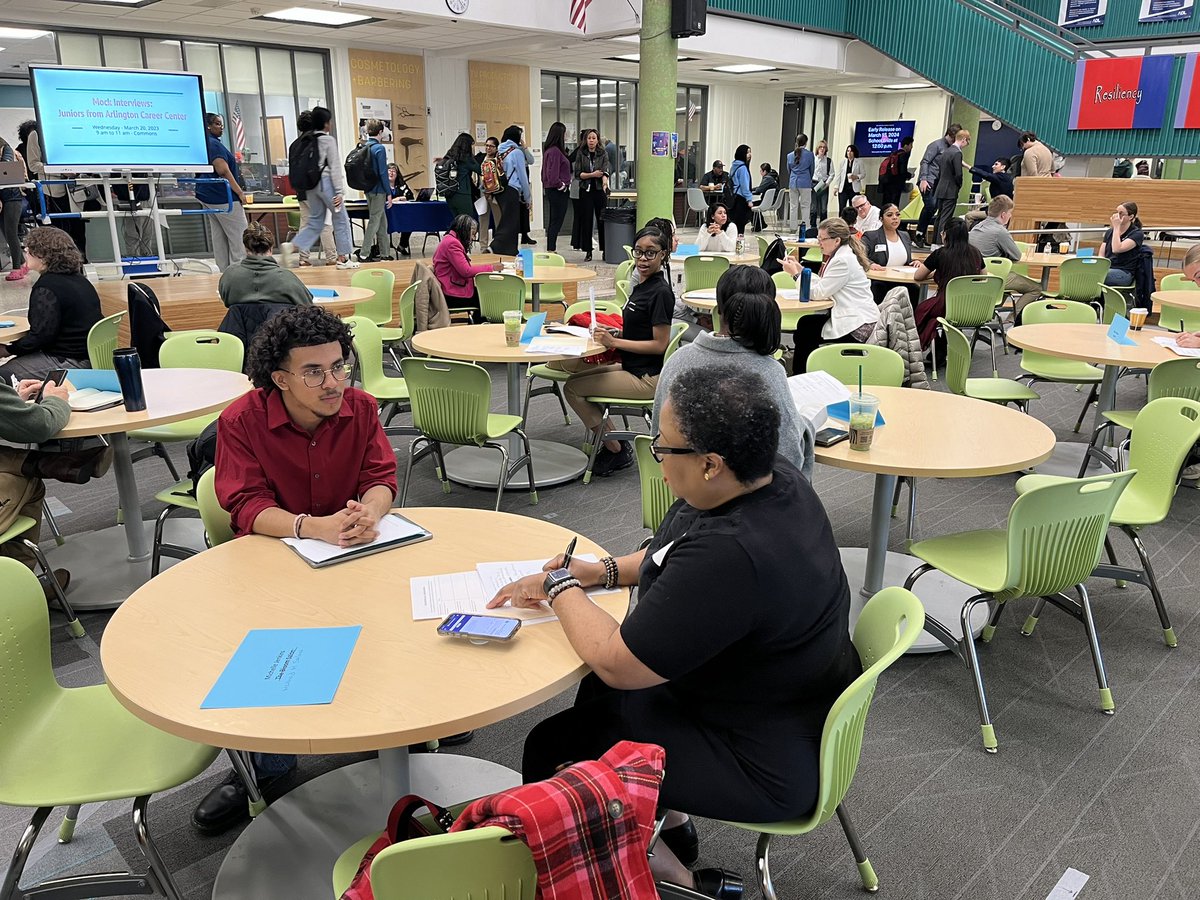 A huge thank you to our many amazing partners for participating in @APSCareerCenter @arlingtontechcc @ACC_EL_Inst Mock Interview Day! @APSVirginia @APS_CTE