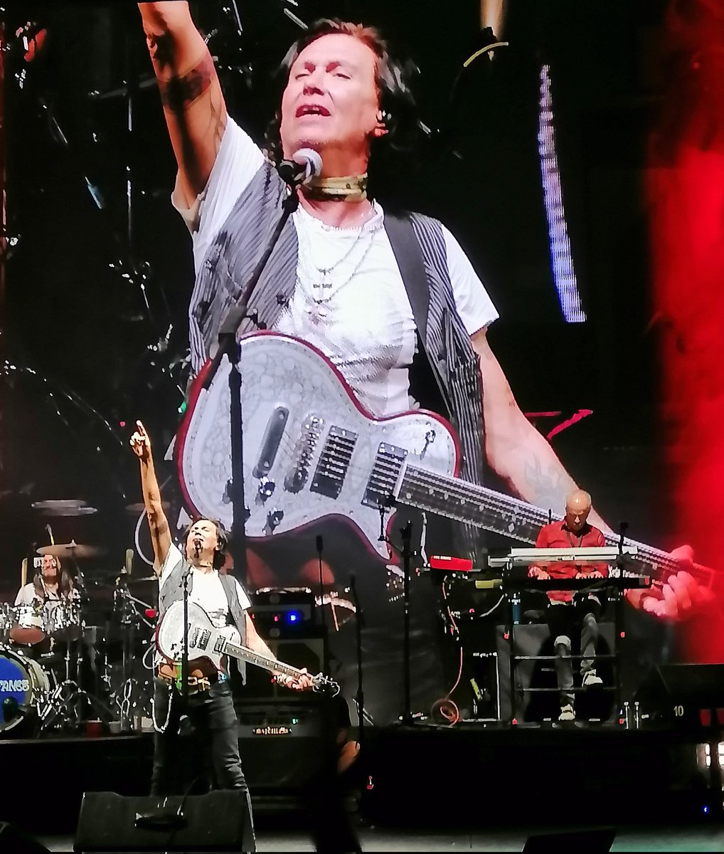 KIKE10MS's tweet photo. Cada ritual es mágico, único, nos llena de energía y sobre todo nos une cada vez más  a los aliados, viva @CAIFANESMEX , viva el rock Mexicano, 🙏🏼🤟🏼❤️‍🩹❤️‍🔥🐆🇲🇽🎸🖤
#CaifanesEnToluca
@SaulHernandezE @AlfonsoAndre @marcorenteriao @bydiegook @diegoherreramar @FanticDCaifanes https://t.co/RqdDLEdkFi