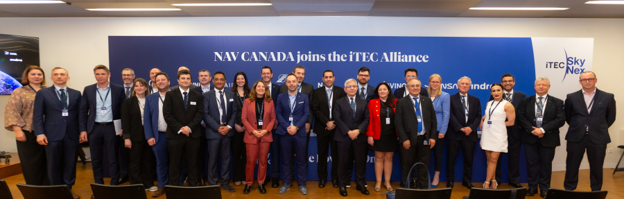 ❗️ @navcanada joins the iTEC Alliance to foster more efficient and sustainable #aviation

Aircrafts will be able to cross half of the globe with @iTECSkyNex as the system managing their flights covering 26 million square kilometers

#AirspaceWorld