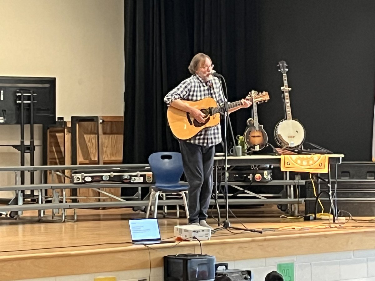 Derrick Evans tweet media