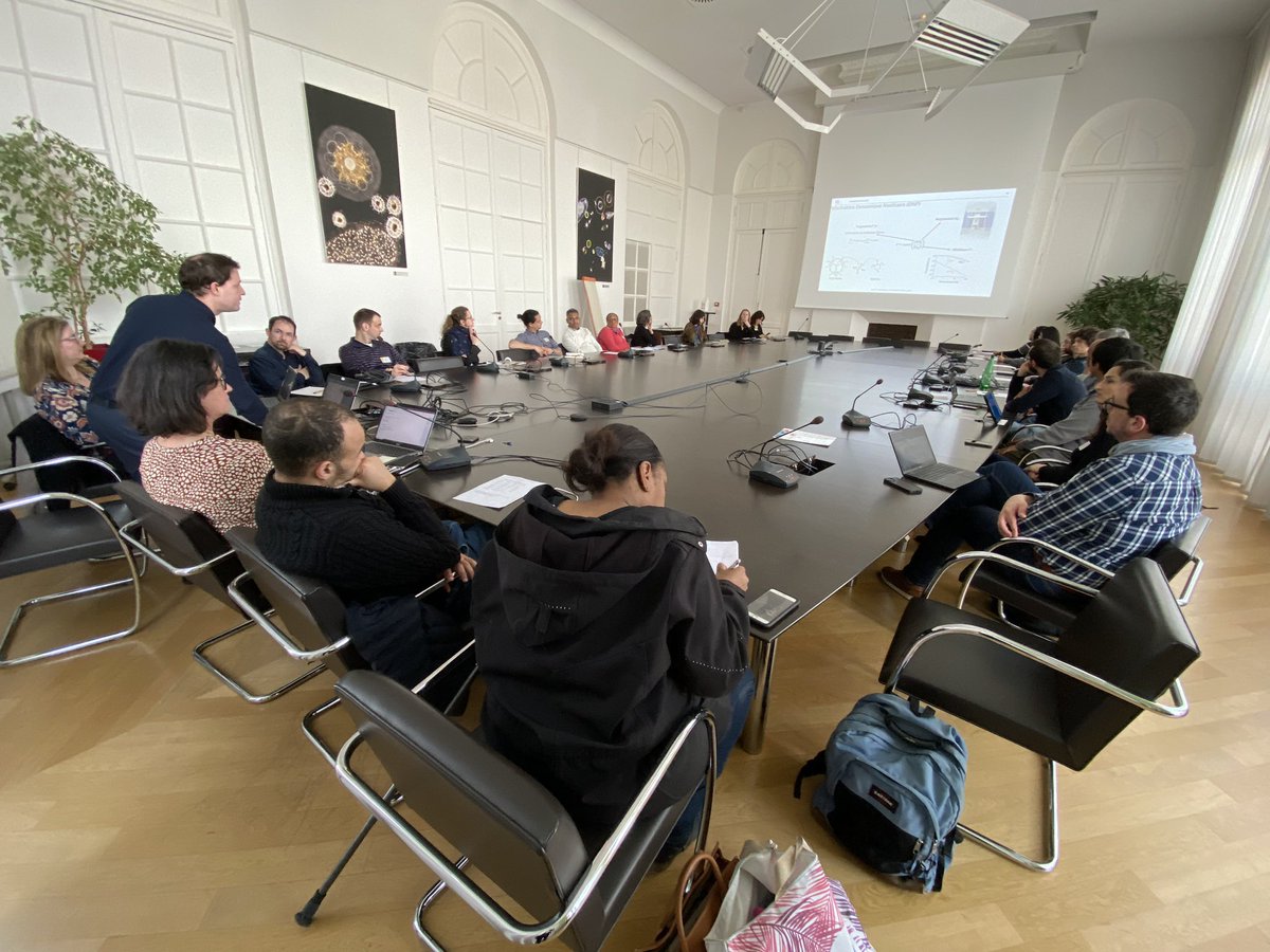 Merci à tous les collègues, chercheurs, ingénieurs et techniciens venus aujourd’hui à @CNRS_Meudon pour découvrir leur nouvel institut de rattachement @CNRSchimie et partager leur expérience récente.