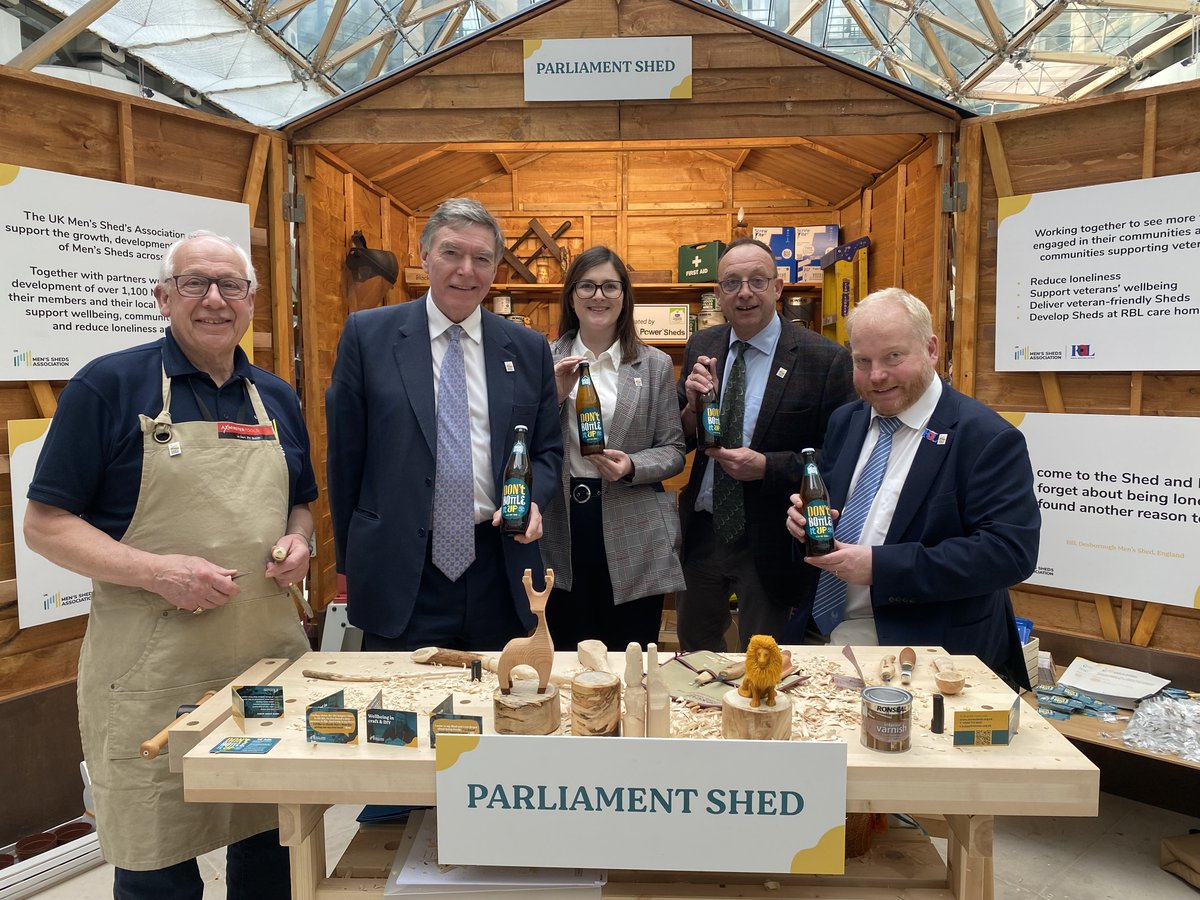 Great to see the team from @HobsonsBrewery in Parliament today, promoting the important work of Men’s Sheds, who they support in Cleobury Mortimer, Ludlow and Craven Arms.