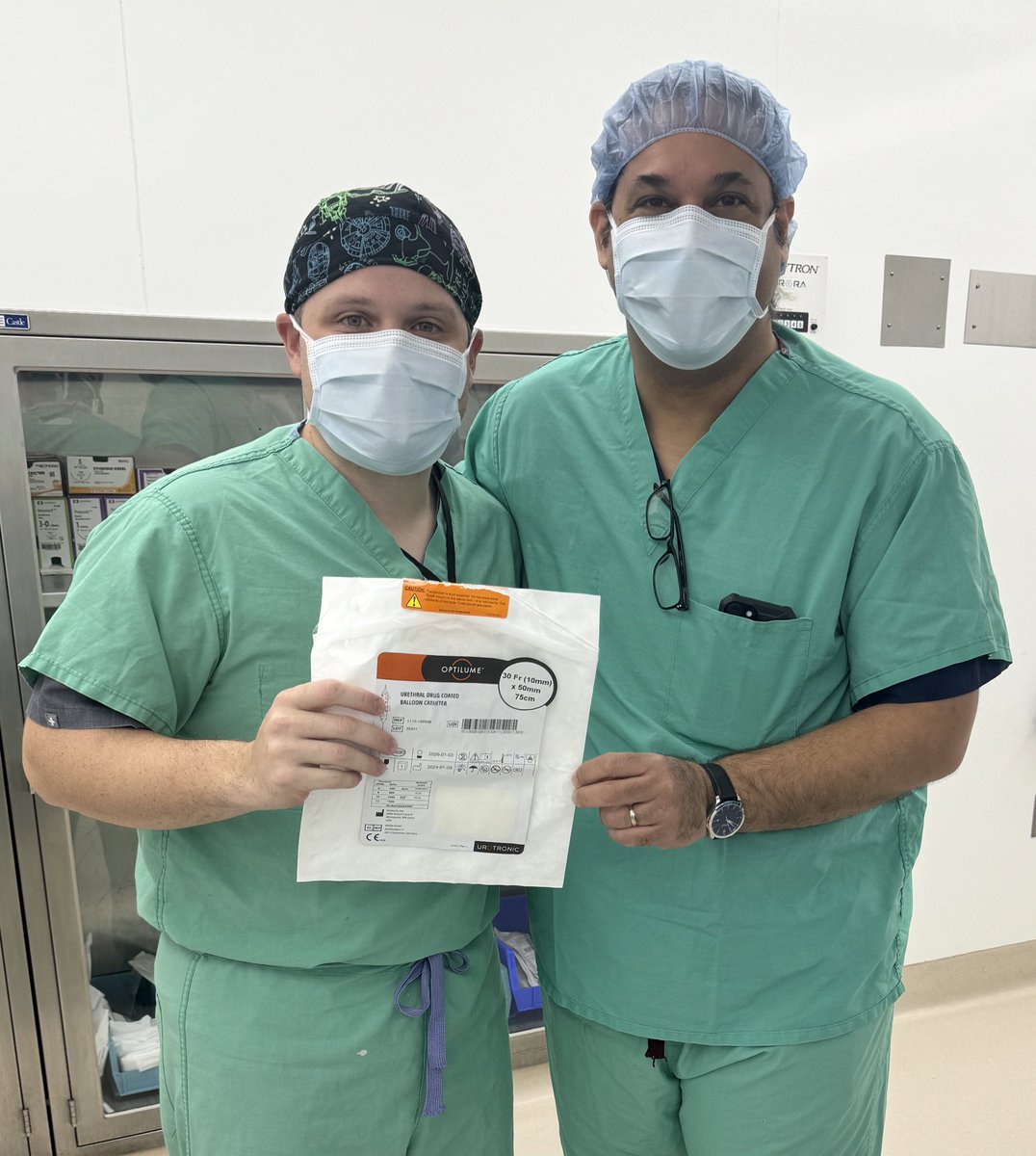 First @LABORIEMEDICAL Optilum drug-coated balloon for urethral stricture in Puerto Rico. It took a while, but here we are! Very anxious to see the results @UPRUrology @SocietyGURS