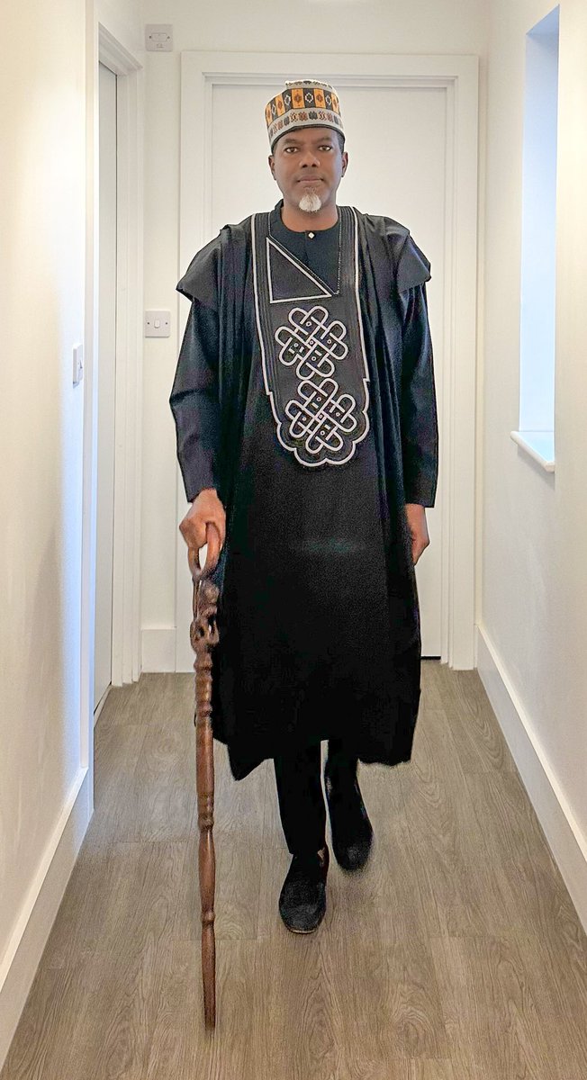renoomokri's tweet image. The Naira has made its greatest comeback this month and is now trading at ₦1450. It has gained over ₦100 in less than 24 hours. #GrowNairaBuyNaija is working. Please continue patronising Made-in-Nigeria. 

Cap from Borno 
Fabric from Kaduna 
Design from Abuja
Embroidery from…