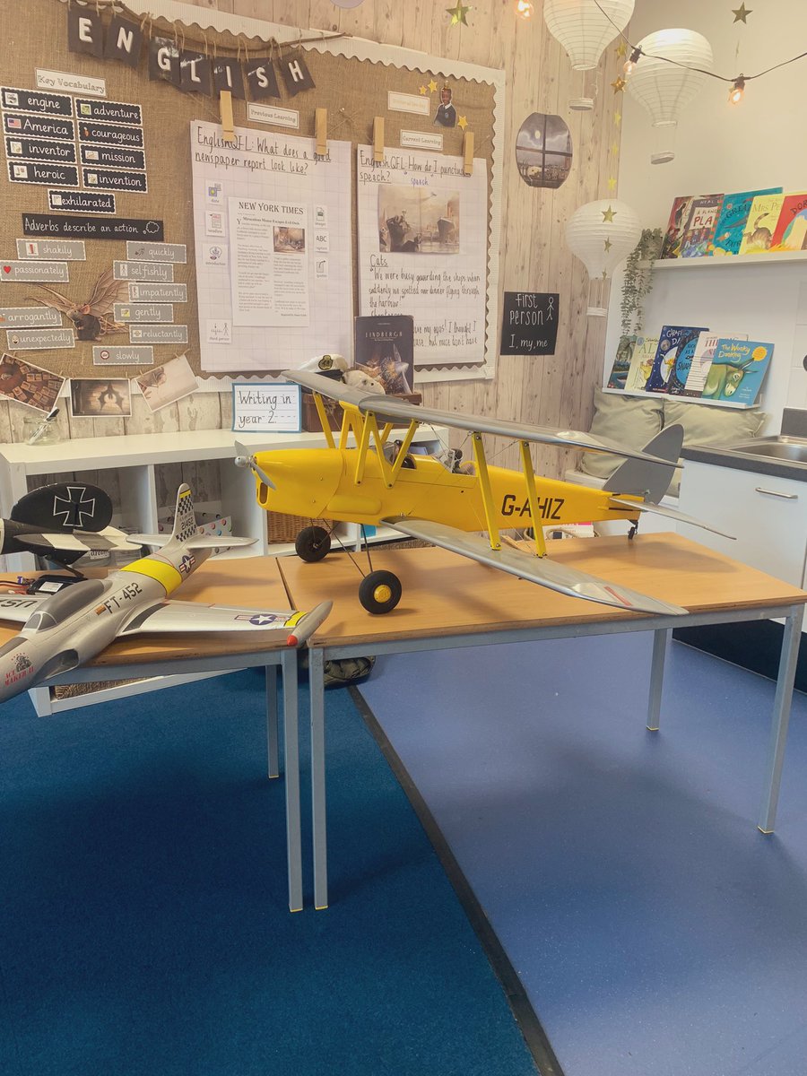 Y2 welcomed local aviation expert Brian to discuss our estate’s incredible history, linking to their enquiry ‘What is the history of the streets beneath our feet?’ The children shared their knowledge and Brian gave us insider info on all things planes, engines and pilots! ✈️🪁