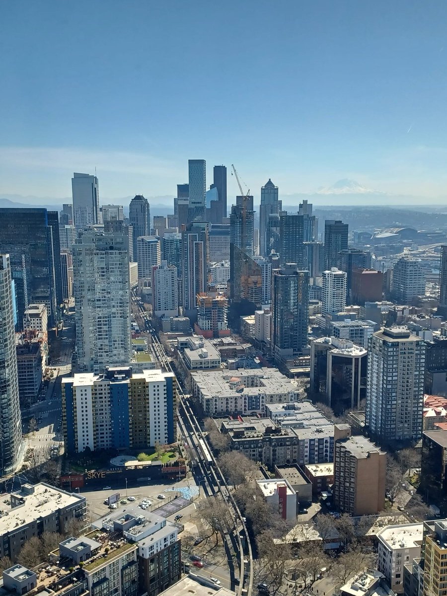 Glad to attend the NPA Conference in Seattle, with UVA OGPA, representing <a href="/UVA/">UVA</a> and our Postdoc Association <a href="/UVAPostdocs/">UVA Postdoc Association</a>. #NPA2024AC <a href="/nationalpostdoc/">nationalpostdoc</a>