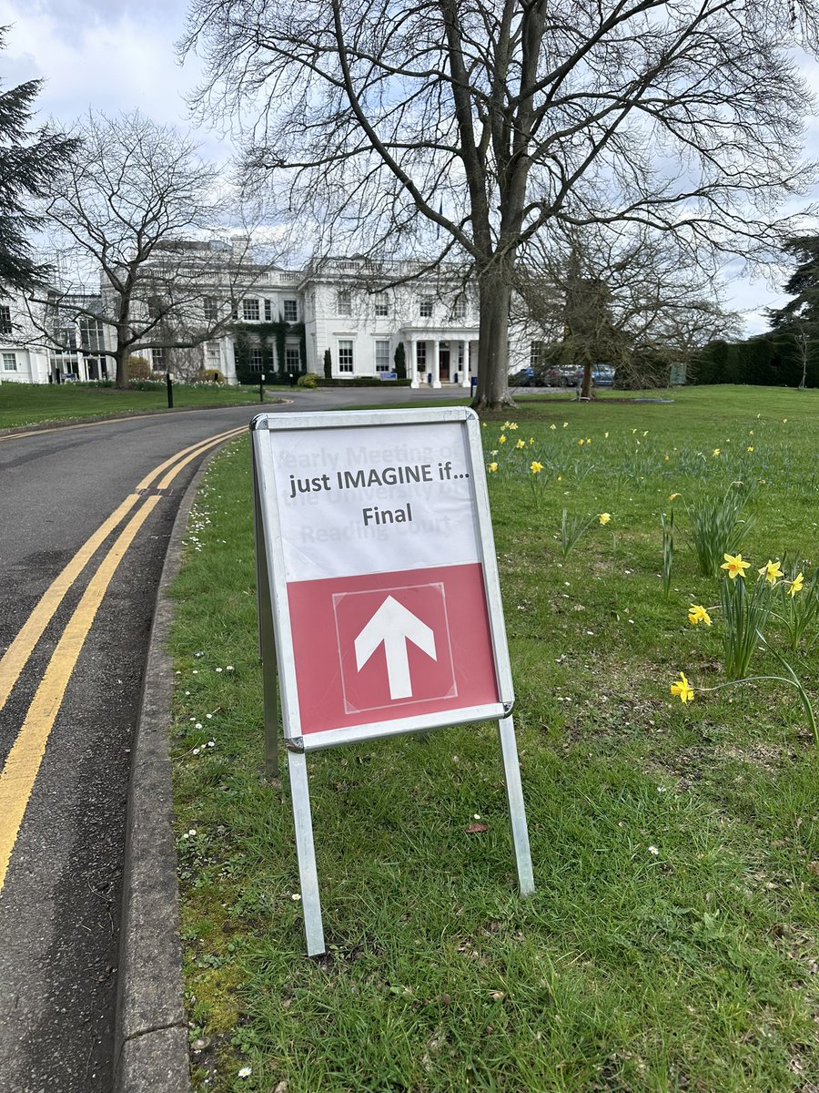 At @HenleyBSchool for the finals of @justIMAGINEifUK created by entrepreneur and author @Paul_Lindley. I am mentoring an entrepreneur from #DRC, with a business planning to provide micro finance to businesses, with @OliBarrett. The winner receives a research grant worth £100,00…