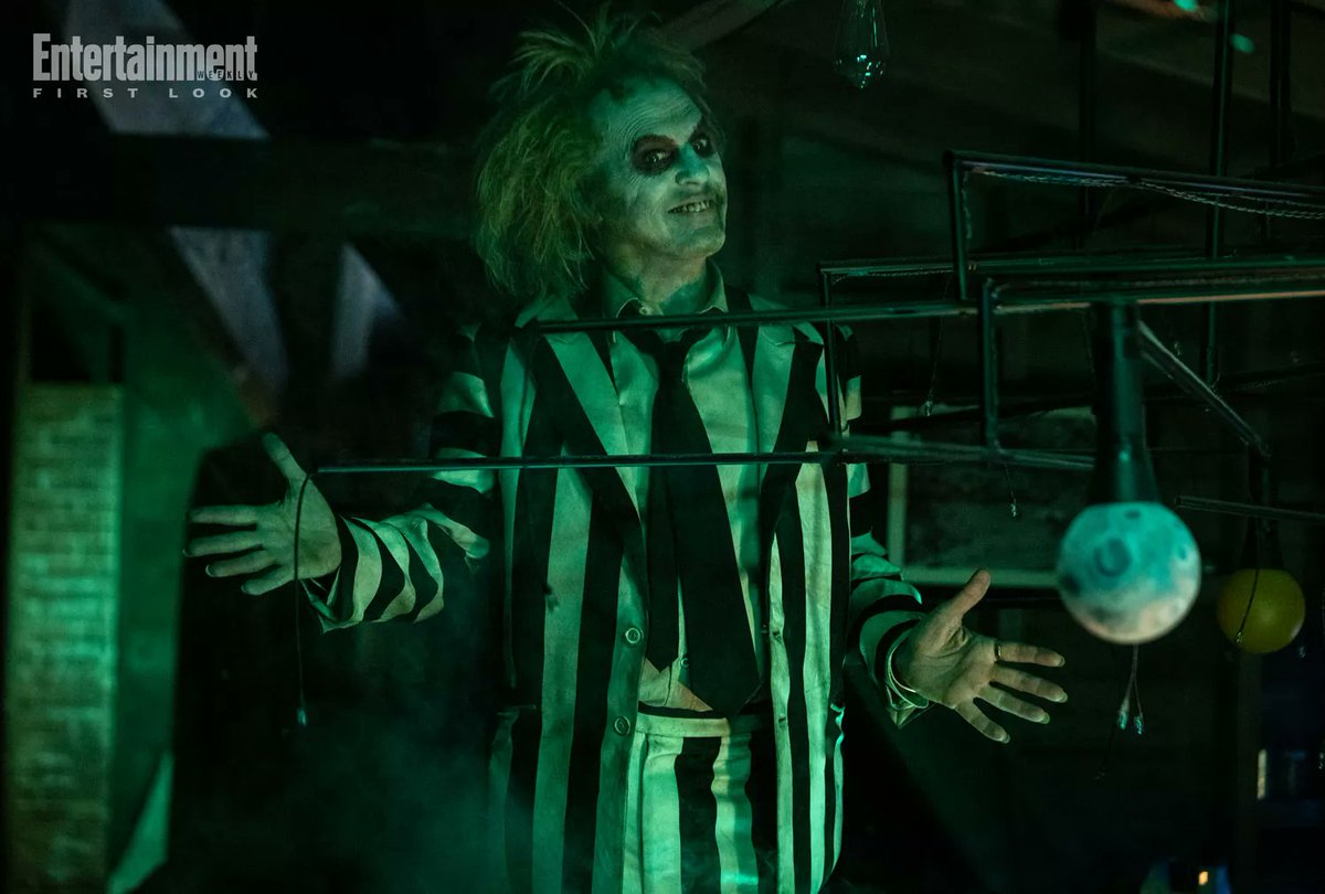 Tim Burton on getting Michael Keaton back in the #Beetlejuice costume and makeup: 'He, sort of like demon possession, just went right back into it.' Read more here: ew.com/beetlejuice-2-…