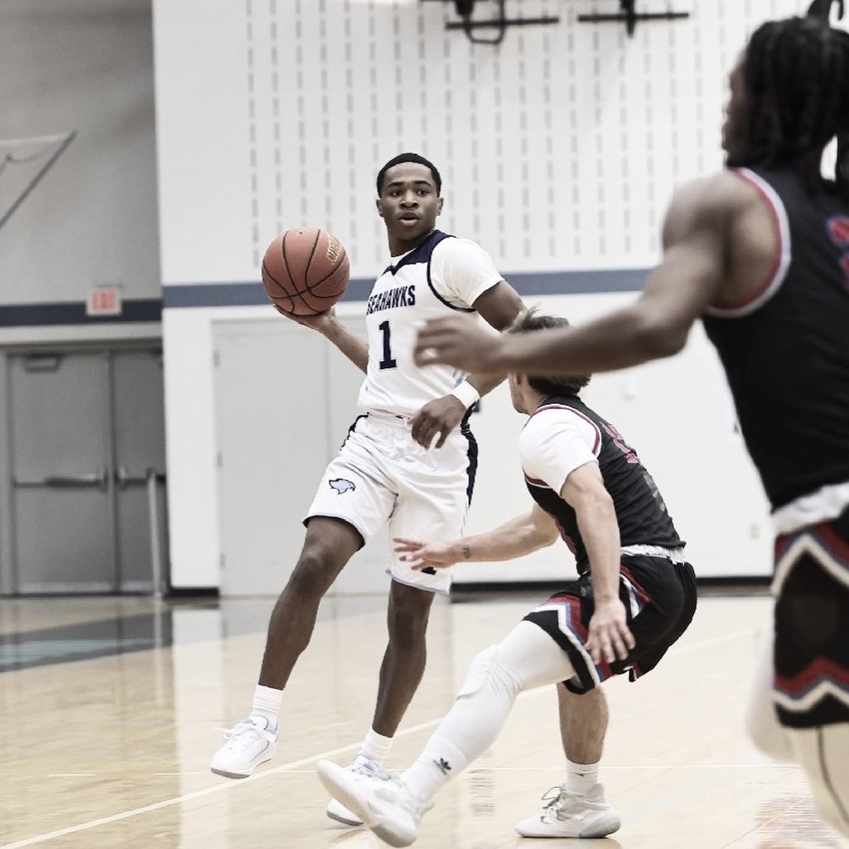 5'9 Juco PG Bentravin Phillips out of Lamar State Port Arthur has recently heard from the following, he's told me: Detroit Mercy Bellarmine Southern Arkansas UTPB Texas A&M Texarkana Colorado State Pueblo Our Lady of Lake Xavier LA (Offer) Dillard (Offer) 18.3 PPG