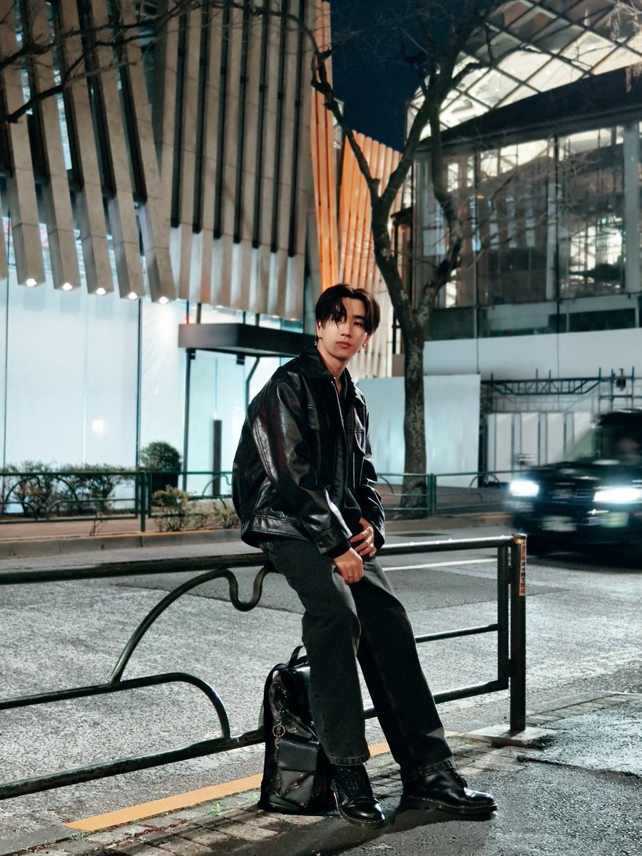 chtr_'s tweet photo. Happy birthday day Perth... Wish you all the best
#PerthTanapon #HappyPerthday https://t.co/paSmgcqp9h