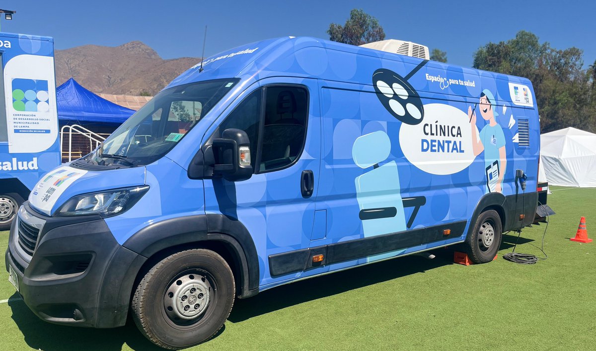 OnStreetChile's tweet photo. ¡Hoy celebramos el Día Mundial de la Salud Bucodental!

En las Clínicas Dentales Móviles operadas por On Street Chile, podrás realizar:

✔ Diagnóstico.
✔Tratamiento.
✔Promoción y Prevención de Salud.
✔Educación.
✔Entre otros...

En @OnStreetChile ¡tu Salud nos mueve! https://t.co/0GmViiRojA