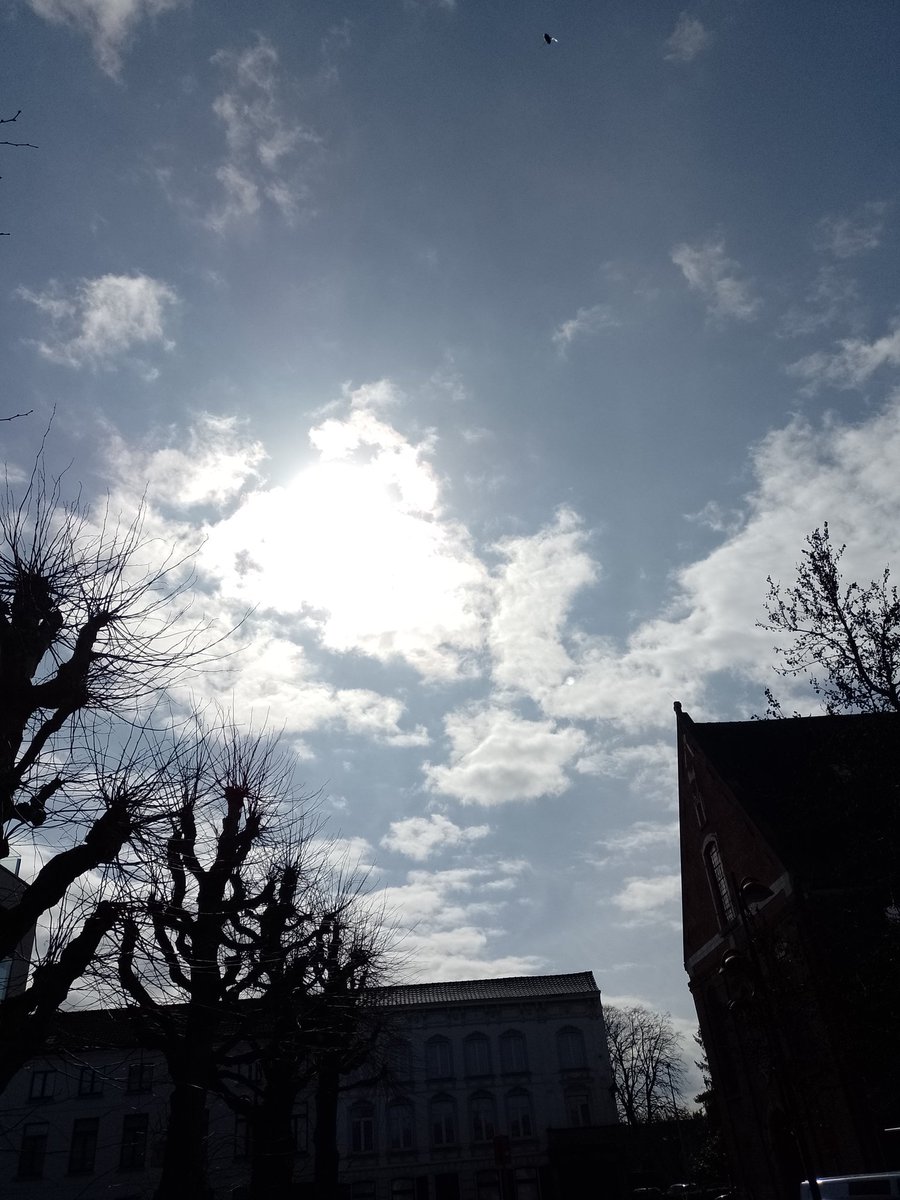 DaSilva38482's tweet photo. #vtimenen #vrtweer Geluwe 15:45 https://t.co/b1aJaMPR60