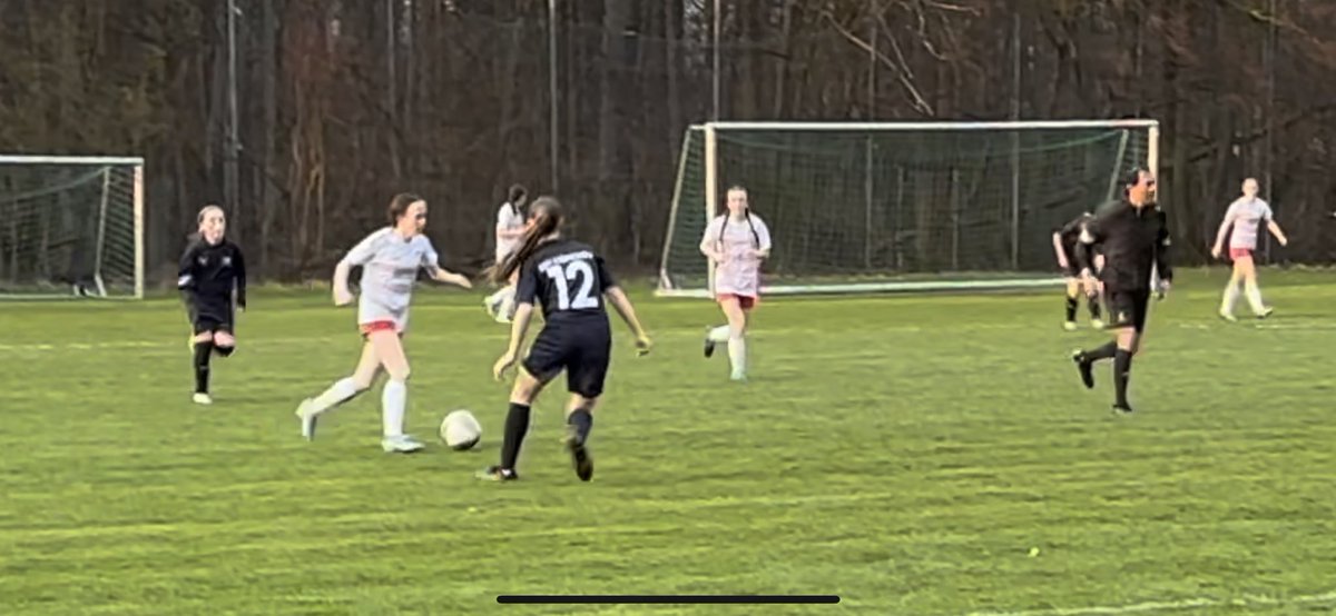 TaylorKRodgers's tweet photo. MT ODP vs ESV München / Munich Germany 🇩🇪 ⚽️ #19 #TRsoccer #pathtocollegesoccer #collegesoccerrecruiting https://t.co/4KDuGBWYuQ