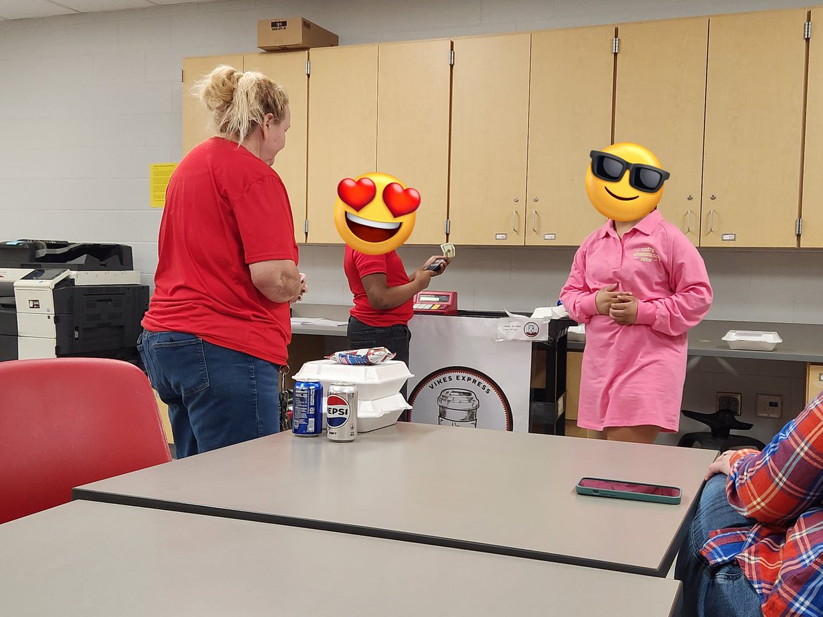 Rachel Porter tweet media