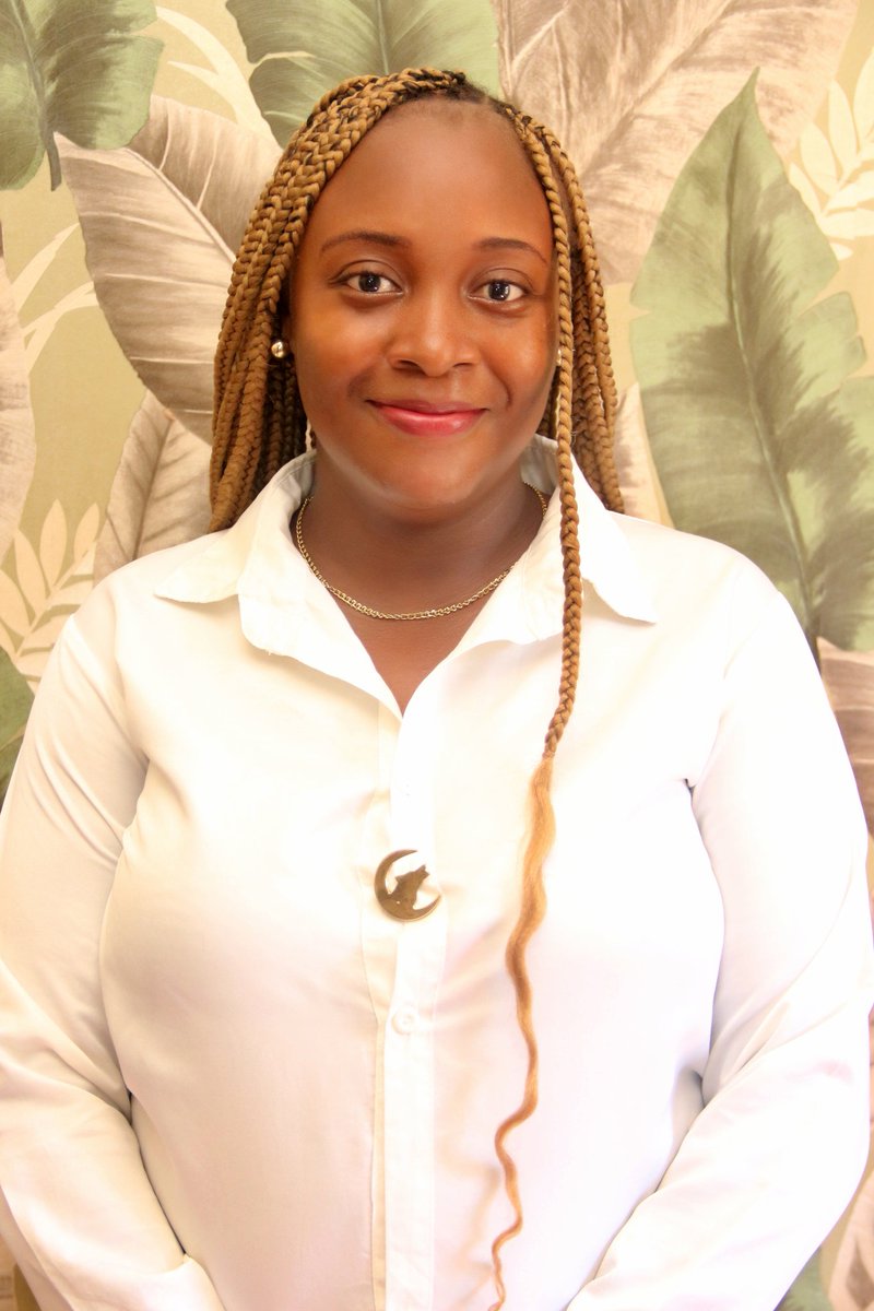 jeromesophia6's tweet photo. Cheers to many cups of tea in wellness & goodness of life. Drink tea and be happy.
Author of "Love in a Teacup" & "Understanding Tea". Business owner at "Tea Orb Ng".
Number 1 Naija tea lover & Tea Queen.
#wcw #Naijatealover #understandingtea #loveinateacup #tealover #author https://t.co/UykSEeAx7Q